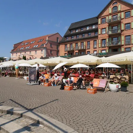 Undine: Ruhige Altstadtnähe Mit Müritz-strand * Waren (Mueritz)