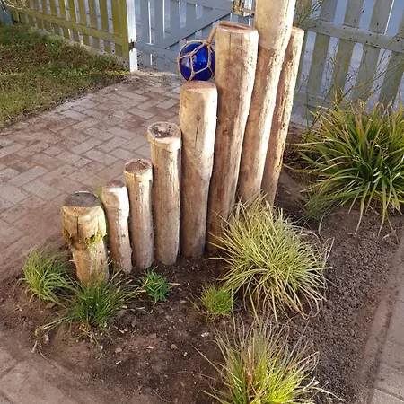 Grosses, Einzeln Stehendes 